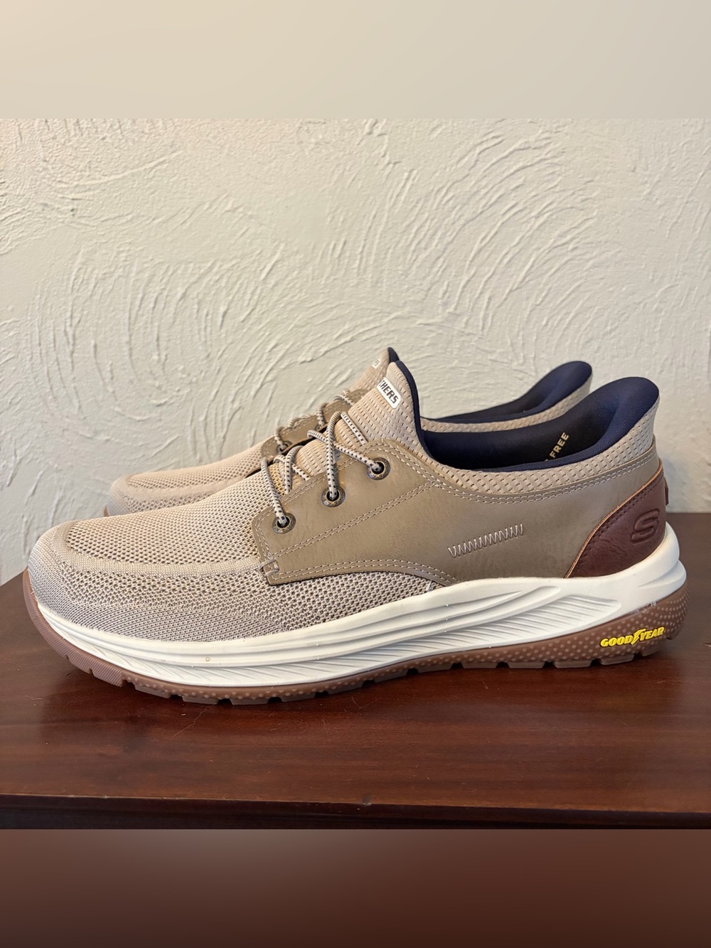 Skechers Meroe Alden Taupe RF Slip-ins Loafers Mens Size 10.5 WW Shoes Sneakers